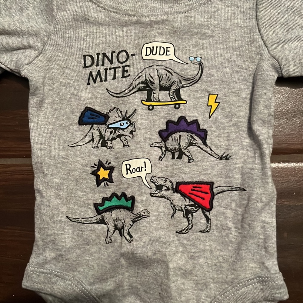 Carter’s Onesie - Picture 2 of 4